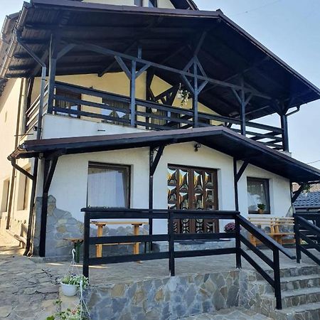 مبيت وإفطار برانْ Casa Hoinarilor المظهر الخارجي الصورة