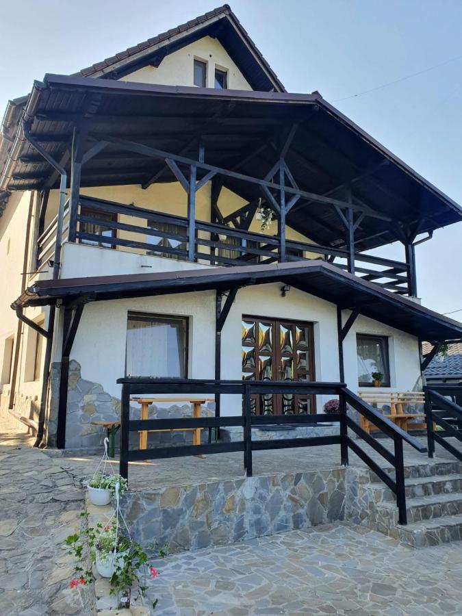 مبيت وإفطار برانْ Casa Hoinarilor المظهر الخارجي الصورة