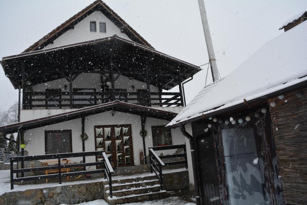 مبيت وإفطار برانْ Casa Hoinarilor المظهر الخارجي الصورة